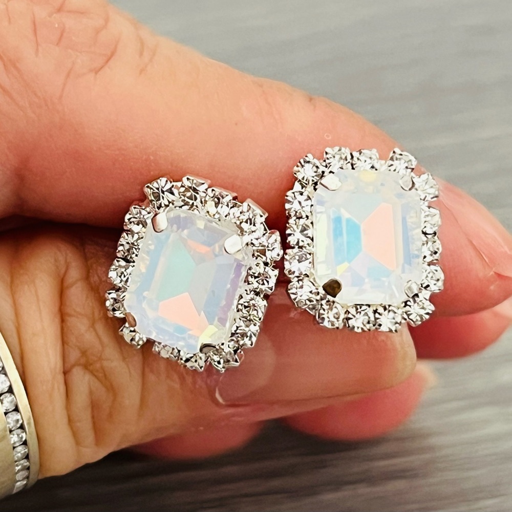 Elegant Silver tone and Opal rhinestones Earrings